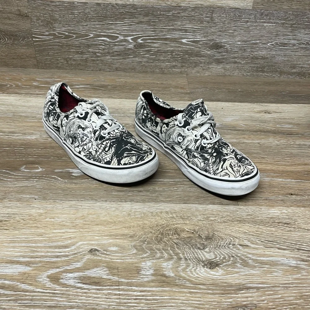 Vans X Marvel Old Sckool sneakers sz 6.5 women’s